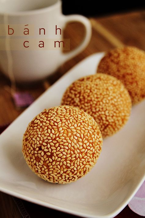 Sesame Seed Balls, Baking Portfolio, Vietnamese Desserts, Sesame Balls, Vietnamese Dessert, Seed Balls, Viet Food, Glutinous Rice Flour, Thai Dessert