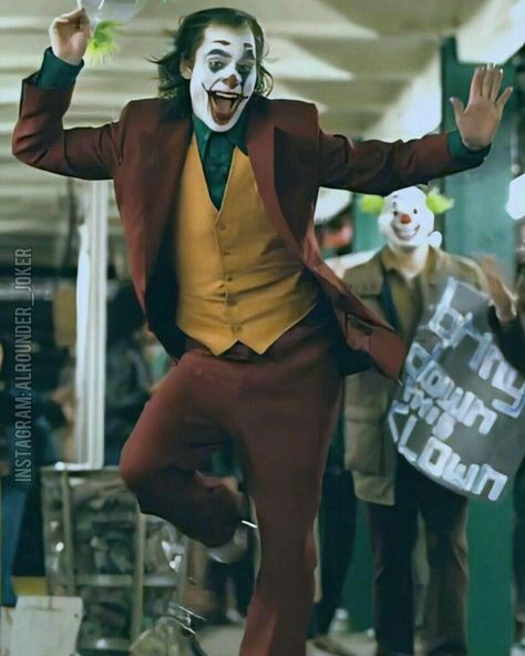 Arthur Fleck Joker, Joker Phoenix, Joker Photos, Joker Film, Joker Clown, The Joker Illustration, Joker Halloween, Arthur Fleck, Joker Makeup