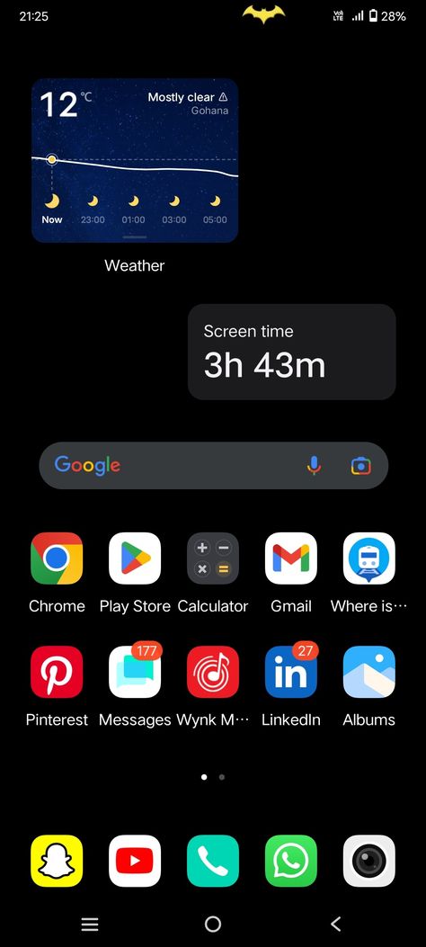 Vivo v 20 home screen layout with black wallpaper and a Batman logo 🦇 Vivo Homescreen Ideas, Vivo Wallpaper, Wallpaper Vivo, Wallpaper Aes, Home Screen Layout, Screen Layout, Homescreen Layout, Galaxy Phone Wallpaper, Black Wallpaper Iphone