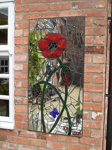 Coloured Mirror, Garden Mirror, Butterfly Mosaic, Mosaic Mirrors, Stained Glass Mirror, Mosaic Garden Art, Mosaic Tile Art, Mosaic Art Projects, Mosaic Murals