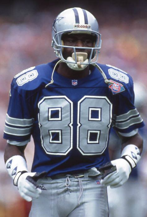 Michael Irvin Dallas Cowboys Rings, College Football Uniforms, Michael Irvin, Play Maker, Matt Kemp, Cowboys Players, Dallas Cowboys Players, Dallas Cowboys Football Team, Nfl Football Pictures