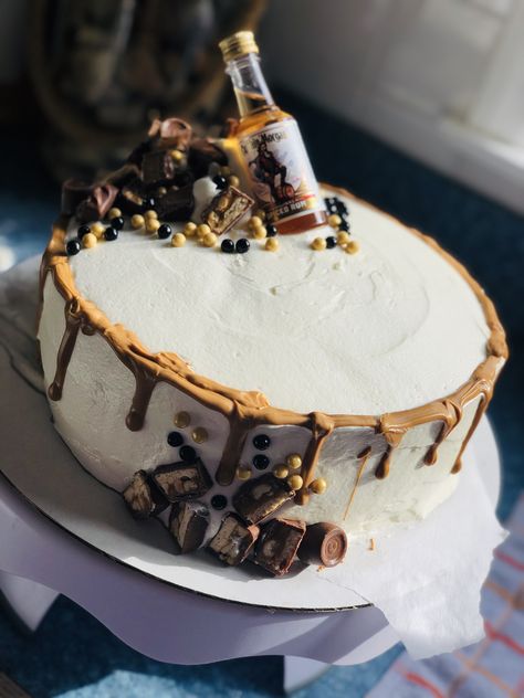 Rum Themed Birthday Party, Captain Morgan Cake Ideas, Rum Birthday Cakes For Men, Captain Morgan Birthday Cake, Captain Morgan Cake, Rum Birthday Cake, Pie Inspiration, Fav Drink, Captain Morgan Rum