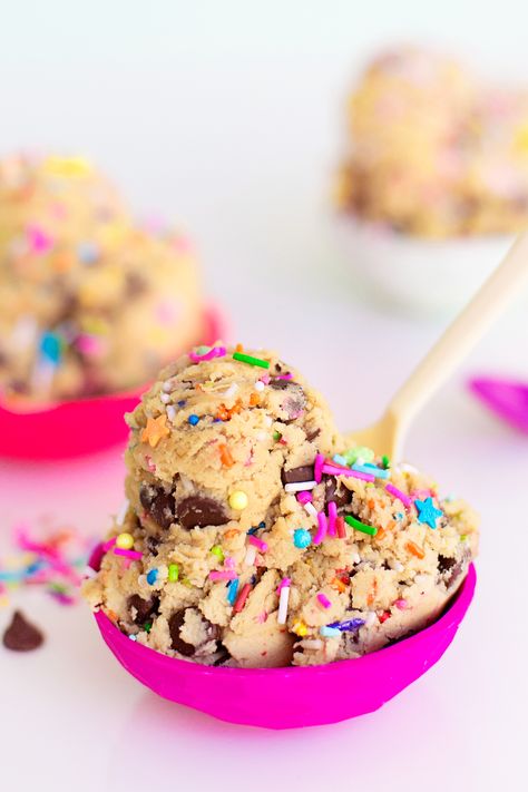 Chocolate Chip Cookie Dough Recipe, Funfetti Cookie Dough, Edible Cookie Dough Recipe, Cookie Dough Recipe, Funfetti Cookies, Chocolate Cookie Dough, Edible Cookies, Cookie Dough Recipes, Edible Cookie Dough