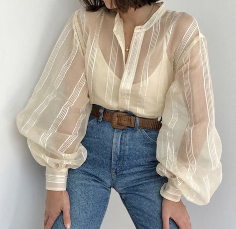 Mode Inspo, Mode Inspiration, Looks Style, Blouse Vintage, Casual Blouse, Looks Vintage, Look Fashion, Aesthetic Clothes, Fashion Inspo Outfits