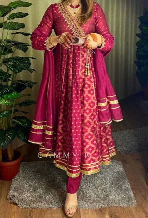 Angrakha Anarkali Party Wear, Peshwas Pakistani Anarkali, Housewarming Outfit Ideas Indian, Anarkali For Pregnant Women, Brocade Anarkali Dress, Bhopali Style Dress, Partywear Anarkali Suits Designer Latest, Angrakha Style Kurti Anarkali Suits, Bhopali Kurta