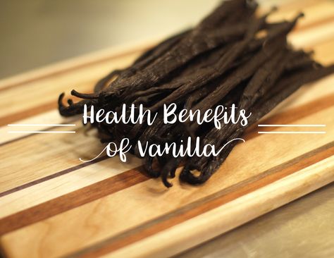 Even More Reasons To Love Vanilla – NuNaturals Diy Extracts, Vanilla Extract Recipe, Kat Diy, Cassia Cinnamon, Freeze Dried Fruit, Vanilla Beans, Vanilla Essential Oil, Vanilla Candle, Oil Benefits