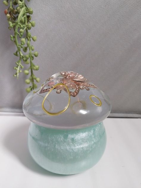 Mushroom Jar Resin, Mushroom Epoxy, Mushroom Resin, Mushroom Jar, Diy Resin Projects, Epoxy Resin Crafts, Resin Projects, Store Ideas, Mushroom Art