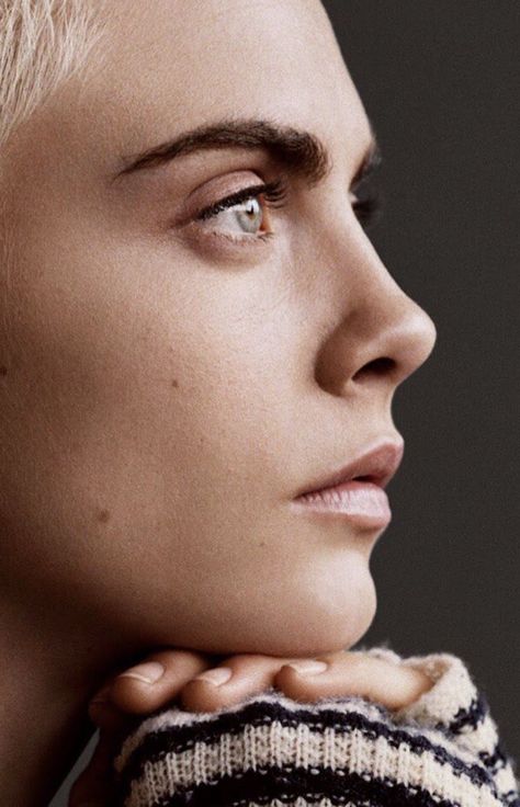 Cara Delevingne Photoshoot, Side Portrait, Profile Drawing, Face Profile, Figure Photography, Women Face, Nose Job, Face Reference, Female Face