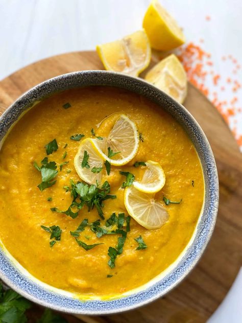 Middle Eastern Lentil Soup (Shorabet Adas) - Fufu's Kitchen Middle Eastern Lentil Soup, Creamy Lentil Soup, Recipes Side Dishes, Chicken Veggie Soup, Baked Pita Chips, Recipes Brunch, Almond Butter Smoothie, Recipes Salads, Recipes Drinks