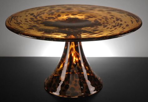 Tortoise Shell Wedding Decor, Tortoise Shell Glassware, Tortoise Glassware, Tortoise Toys, Amber Kitchen, Modern Cake Stand, Shell Cake, Sweets Table Wedding, 5 Cake