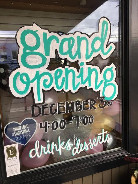 Grand Opening Window Display, Shop Grand Opening, Chill Lounge, Window Paint, Dream Boutique, Window Markers, Kids Cafe, Balloon Shop, Retail Windows