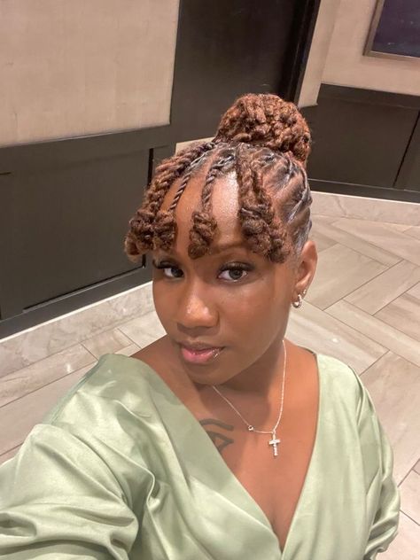 Loc Styles For Short Hair Updo, Medium Locs Updo, Female Short Loc Styles Black Women, Medium Loc Updo Styles, Bridesmaid With Locs, Loc Styles For Wedding Classy, Business Loc Styles, Loc Styles Woman, Graduation Locs Styles