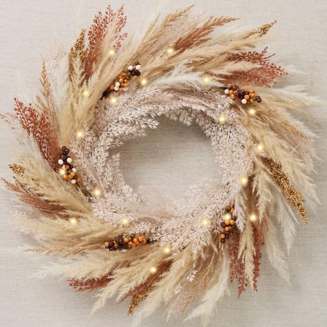 PRICES MAY VARY. 【𝐅𝐚𝐥𝐥 𝐖𝐫𝐞𝐚𝐭𝐡】The faux pampas grass wreath, with its neutral hues ranging from ivory to wheat-colored, creates a cozy and inviting atmosphere during autumn. 【𝐒𝐢𝐳𝐞】 The outer diameter of full wreath is about 24 inch. Refer to our size guidelines shown in the picture for detailed information. Note that a deviation of 2~3cm may occur due to manual measurement. 【𝐄𝐚𝐬𝐲 𝐒𝐭𝐨𝐫𝐚𝐠𝐞】Foldable in half, this Fall wreath offers easy storage solutions, saving space and re Boho Farmhouse Wall Decor, Pampas Grass Wreath, Decor For Thanksgiving, Faux Pampas, Grass Wreath, Autumn Wreaths For Front Door, Boho Farmhouse, Autumn Wreath, Fall Door