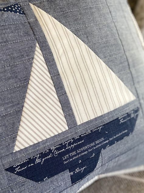 Sailboat Quilt, Boat Quilt, Classic Sailboat, Nautical Quilt, Nautical Crafts, Boat Decor, Quilting Techniques, Rag Quilt, Diy Crafts For Home Decor