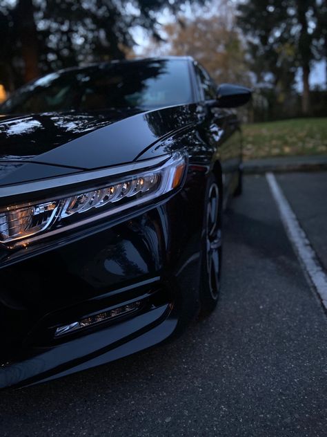 Honda Accord Aesthetic, 2018 Honda Accord Sport, Black Honda Accord, Luxury Life Aesthetic, 2018 Honda Accord, Black Honda, Car For Teens, Honda Accord Sport, Acura Cars