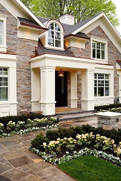 Stone Entryway, Front Yards Curb Appeal, Stone Landscaping, Stone Interior, Casas Coloniales, Exterior Color Schemes, House With Porch, Exterior Stone, Windows Exterior