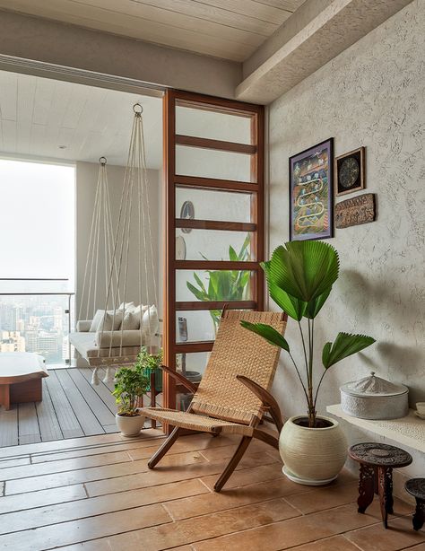 Minnie Bhatt crafts this Mumbai home at The Imperial Edge Indian Minimalism Interior, Small Traditional Living Room, Minimalistic Indian Homes, Mumbai Living Room Interior, Mumbai Flat Interior, 1 Bhk Interior Small Spaces In Mumbai, Indian Room, Indian Interiors, Indian Home Interior