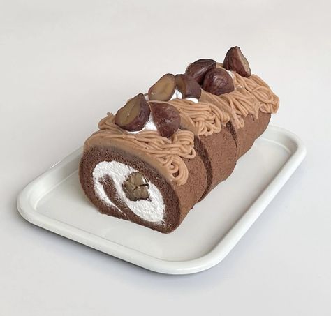 Cake Roll Aesthetic, Cake With Cocoa Powder, Hersheys Chocolate, Chocolate Roll Cake, Water Chestnut, Chocolate Roll, Cute Baking, Tasty Baking, Pretty Birthday Cakes