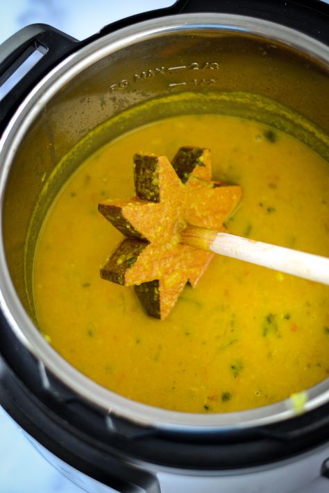 Guyanese dhal - instant pot version - Alica's Pepperpot Guyanese Dhal Recipe, Dahl Recipe, Dhal Recipe, Guyanese Recipes, Carribean Food, Trini Food, Roti Recipe, Dal Recipe, Island Food