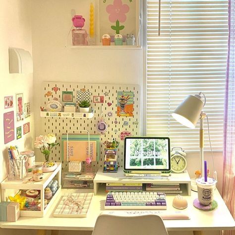 preppy dorm desk ideas dorm desk vanity ideas dorm desk ideas for guys dorm room ideas desk area desk under bed dorm room ideas college dorm room desk ideas royal high dorm ideas desk desk vanity ideas for dorm rooms dorm room ideas for girls college desk minimalist dorm desk decor ideas pink dorm room desk ideas under desk storage ideas dorm Desk/vanity Ideas, Student Desk Organization, Dorm Desk Organization, Dorm Room Desk, Boys Dorm Room, Small Dorm Room, Dorm Desk, Study Desk Decor, Dorm Room Ideas