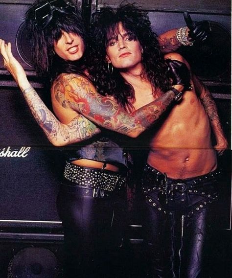 Tommy Lee Motley Crue | Motley Crue - Nikki Sixx, Tommy Lee Tommy Lee Motley Crue, Motley Crue Nikki Sixx, Rocker Boy, Vince Neil, 80s Hair Bands, Motley Crüe, 80s Bands, Nikki Sixx, Glam Metal