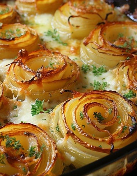 Tennessee Onions, Baked Onions, Sweet Onions, Enjoy Your Meal, Vidalia Onions, Onion Recipes, Bacon Bits, Crispy Bacon, Sweet Onion