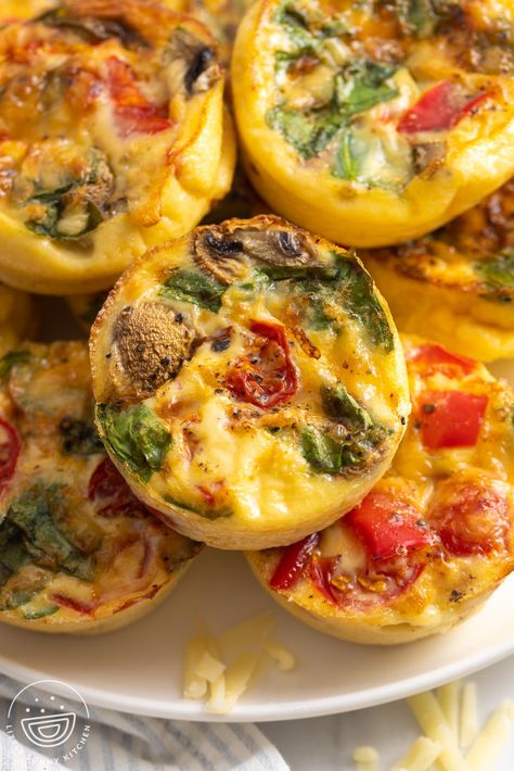 Easy Breakfast Egg Muffins On The Go Breakfast Ideas, Breakfest Ideas, Scrambled Egg Muffins, Egg Muffins Breakfast Healthy, Breakfast Egg Muffins, Little Sunny Kitchen, Spinach Muffins, Muffins Breakfast, Sunny Kitchen