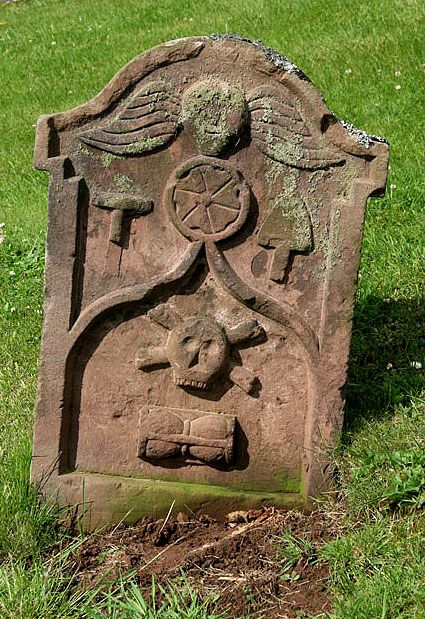 Old Headstones, Old Gods, Cemetery Monuments, Cemetery Statues, Cemetery Headstones, Halloween Tombstones, Grave Markers, Old Cemeteries, Cemetery Art