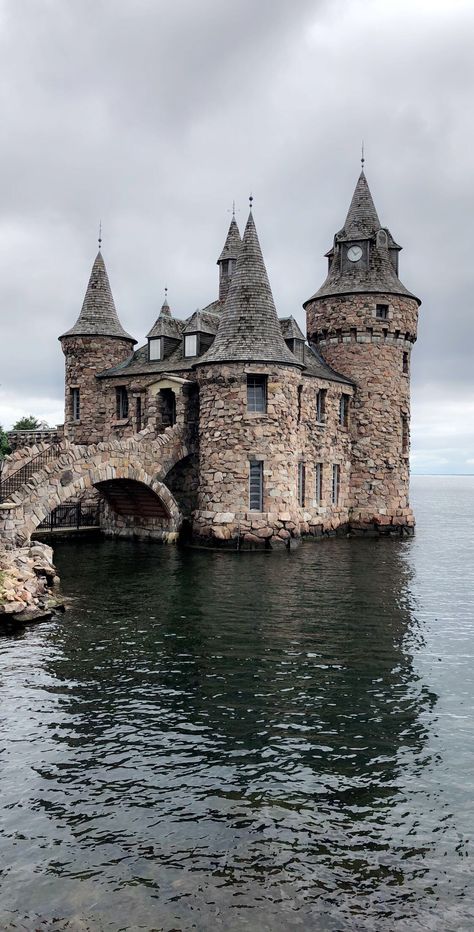 Mountain Building, Paintings Nature, Boldt Castle, Castle Estate, Watercolor Paintings Nature, Thousand Islands, Miniature Houses, Medieval Castle, Home Design Decor