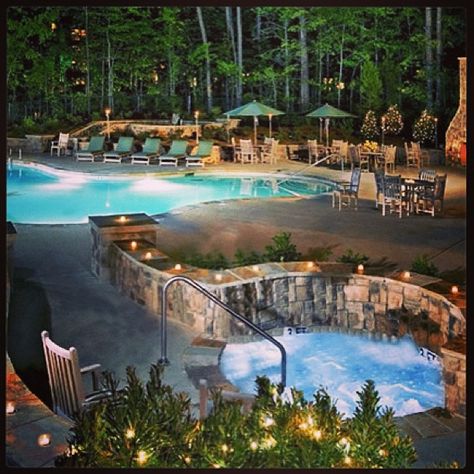 The Lodge & Spa at Callaway Gardens in Pine Mountain, #Georgia is offering SIX phenomenal vacation packages! Click to learn more. Pine Mountain Georgia, Atlanta Vacation, Callaway Gardens, Atlanta Travel, Georgia Vacation, Pine Mountain, Georgia Travel, Spa Vacation, Georgia On My Mind