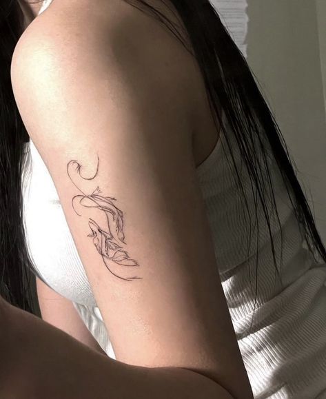 Edgy Fine Line Tattoos, Tat Placement Ideas, Aerith Tattoo, Tricep Tattoos Women, Arm Cuff Tattoo, Kpop Moodboard, Ab Tattoo, Cuff Tattoo, Shoulder Blade Tattoo