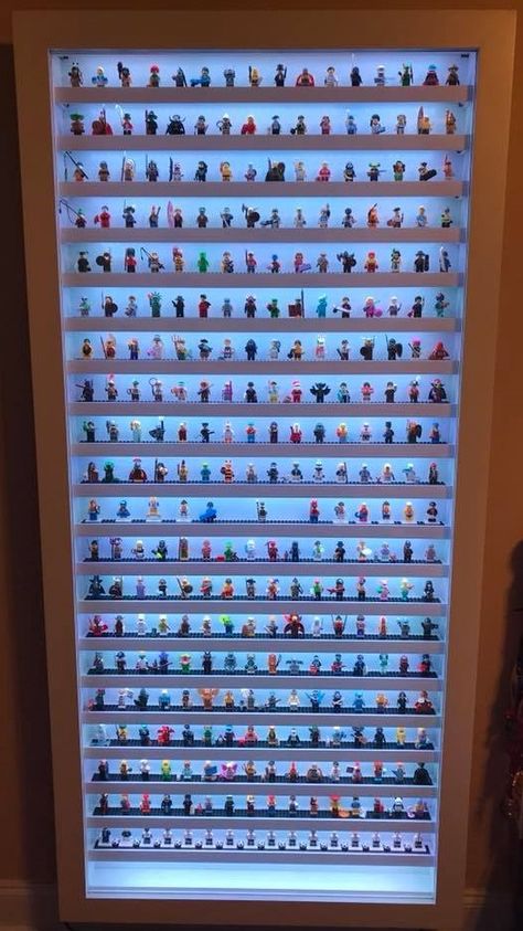 Wall Collection Display, Minifigure Display Diy, Miniatures Display Ideas, Lego Mini Figures Display Ideas, Lego Minifigure Display Diy, Lego Display Room, Display Shelves For Collectables, Figurine Display Ideas, Display Action Figures