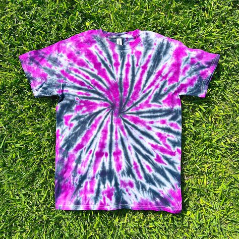 Spider Web Tye Dye, Shirt Coloring Page, Tie Dye Patterns Tutorials, 38 Birthday, Tie Dye Supplies, Tie Dye Instructions, Tie Dye Spiral, Shibori Diy, Tie Dye Heart