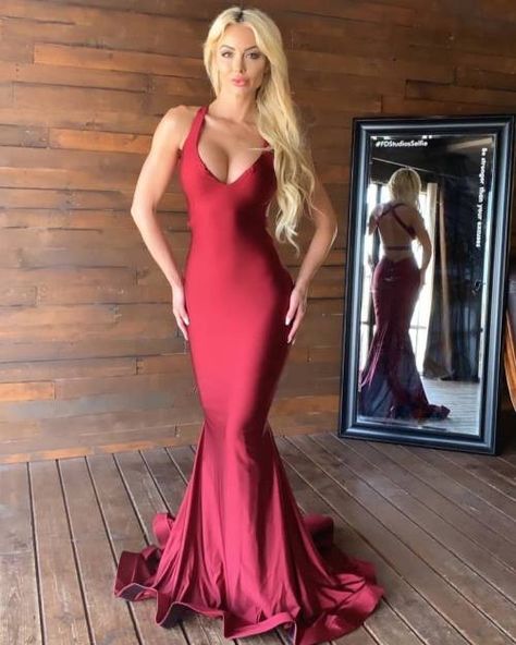 Red Prom Dresses, Angel Dress, Red Prom, Swimwear Online, Kandy, Tumblr Account, Red Prom Dress, No Color, Beautiful Ladies