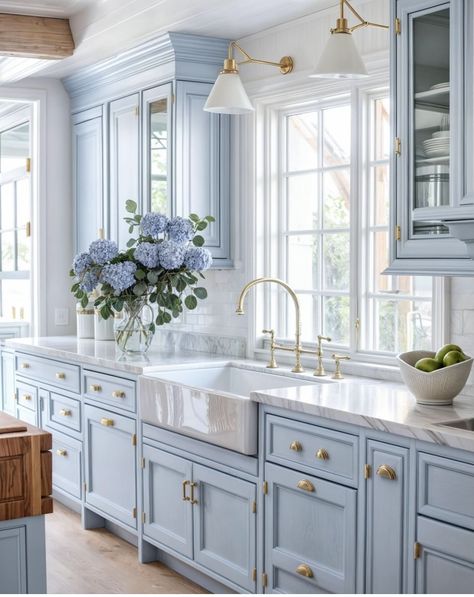 Blue Kitchen Cabinets, Dream Kitchens Design, Blue Cabinets, Coastal Kitchen, Blue Kitchens, Beautiful Kitchens, Kitchen Style, 인테리어 디�자인, Interior Design Kitchen