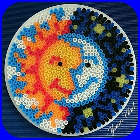 Hama Beads Coasters, Melted Bead Crafts, Modele Pixel Art, Pearl Beads Pattern, Easy Perler Beads Ideas, Fuse Bead Patterns, Art Perle, Perler Crafts, Hama Bead