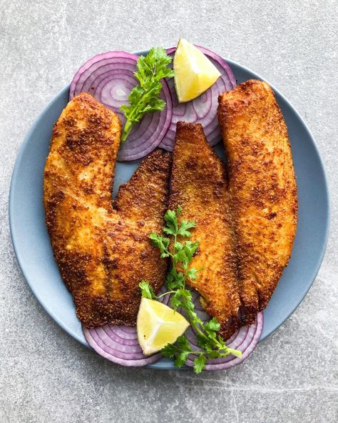 Pan Fried Masala Tilapia by Priyanka Nadkarni - FoodSocial Pan Fried Tilapia, Fried Tilapia, Masala Fries, Paleo Chili, Taco Bowls, Indian Spices, Frying Pan, Meal Planner, Serving Size