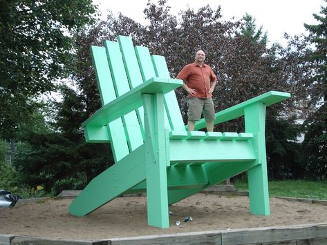 "World's Largest" Adirondack Chair | by Mykl Roventine Giant Adirondack Chair, Adirondack Chair Plans, Diy Beer, Wooden Adirondack Chairs, Lawn Chair, Modern Fence, Lawn Chairs, Beautiful Fish, Green Chair