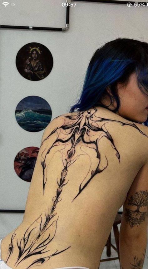 Back Mural Tattoo Women, Creative Tattoos For Women, Scary Tattoo Ideas, Cool Back Tattoos, Goth Tattoo, Wicked Tattoos, Scary Tattoos, Tattoed Women, Tasteful Tattoos