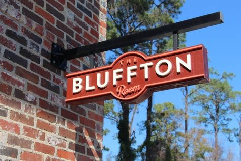 Bluffton South Carolina, Downtown Savannah, Antebellum Homes, Bluffton Sc, Island Decor, Family Friendly Activities, Sea Island, Dine In, Top Restaurants