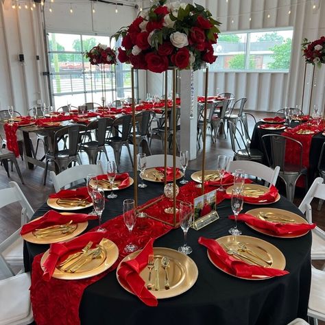 Ruby Table Decorations, Black Gold Red Decorations, Black Red White Gold Wedding, Red Black Gold Wedding Decor, Red White Black Gold Wedding, Red And Gold Reception Decor, Red White Black And Gold Wedding, Black And Red Table Decorations, Black Gold And Red Party Decorations