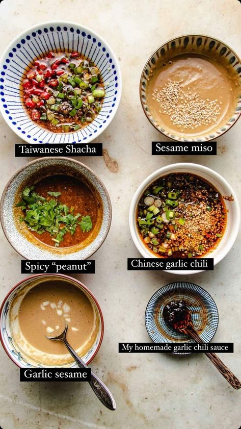 Winter Feast, Hot Pot Recipe, Spicy Peanut Sauce, Dipping Sauces, Spicy Chili, Healthy Sweets Recipes, Creamy Garlic, Peanut Sauce, Homemade Sauce