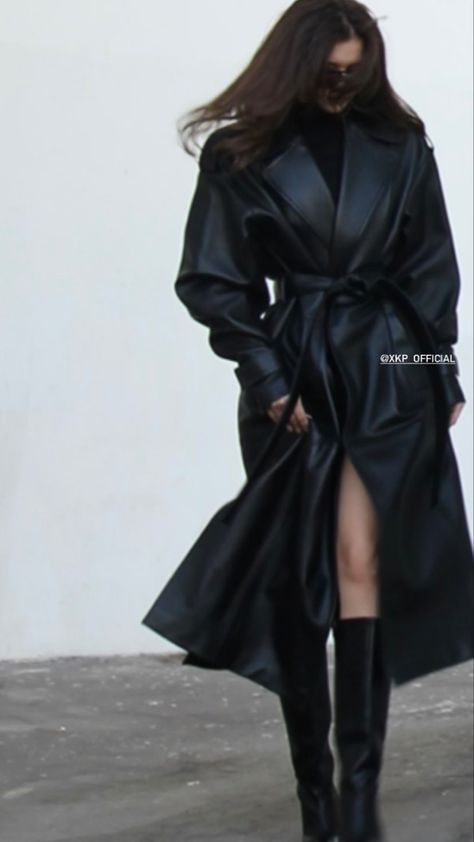 Mode Mantel, Looks Street Style, Looks Black, Coat Outfits, Looks Chic, Mode Inspo, 가을 패션, Mode Inspiration, Winter Fashion Outfits