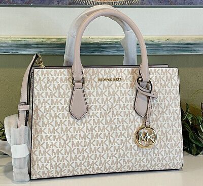 Michael kors handbags outfits