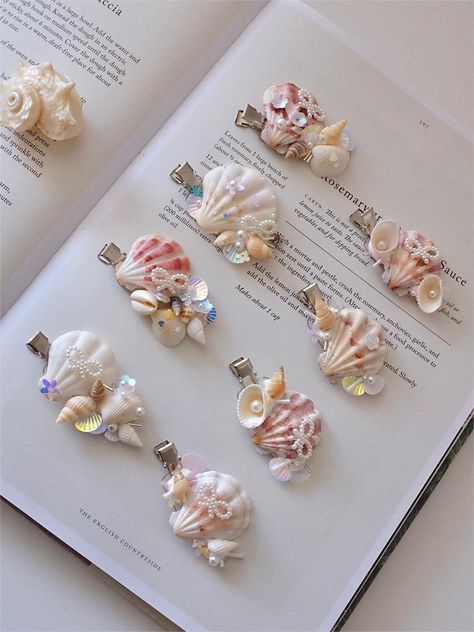 Made to order  shell jewelries and shell arts, Limited edition. 100% natural sea shells from Deep Ocean EACH clip couldn't be identical . The Size length 3 inches. We offer a Fancy box to place item. Sea Shell Accessories, Ocean Themed Accessories, Handmade Shell Jewelry, Sea Shell Jewelry Aesthetic, Cute Hair Accessories Clips, Shells In Hair, Sea Shell Hair Accessories, Things To Do With Shells, Beach Bracelets Diy