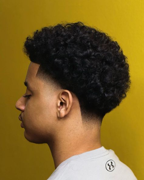 Og Bebel, Taper Fade Afro, Afro Hair Fade, Curly Taper Fade, Temp Fade Haircut, Blowout Haircut, Taper Fade Short Hair, Fade Haircut Curly Hair, Taper Fade Curly Hair