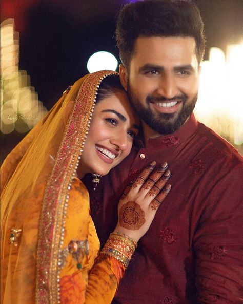 Sarah Khan & Falak Shabir Are Married! Check Out All Adorable Pictures + Videos From The Ceremony! - Wedbook Sarah Khan Falak Shabir, Wedd Dresses, Falak Shabir, Sajal Ahad, Nice Couple, Haldi Dress, Sara Khan, Sarah Khan, Pakistani Actors