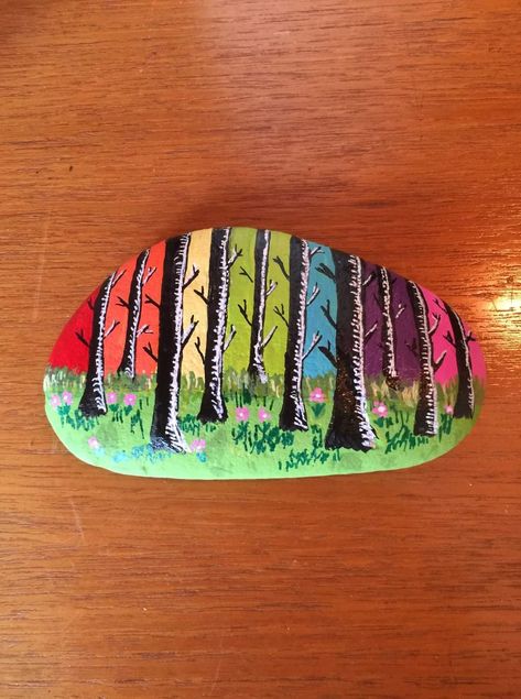 Garden Rock Art, Diy Rock Art, Stone Art Painting, Rock Painting Ideas, Painted Rocks Craft, Painted Rocks Diy, Rock Painting Ideas Easy, Rock Painting Patterns, Hand Painted Stones