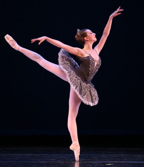 Isabella Boylston ABT Isabella Boylston, Ballerina Barbie, Sing To The Lord, Dance Movement, Ballet Beautiful, Ballet Dancers, Dance Outfits, Ballet Dance, Flapper Dress