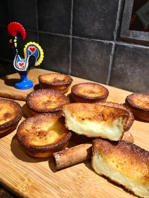 Milk Tarts, Portuguese Tarts, Portuguese Dessert Recipes, Milk Tart, Famous Desserts, Portuguese Desserts, Shrimp Scallops, Milk Dessert, Coquille Saint Jacques